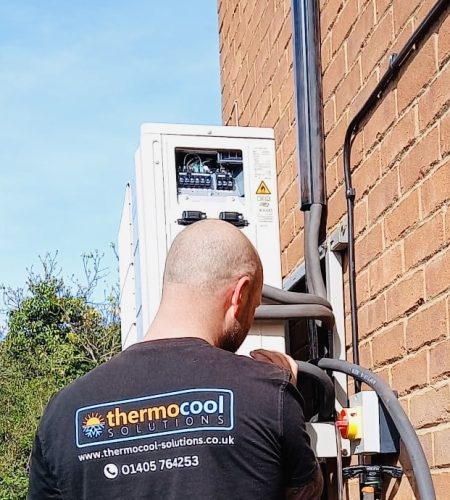 thermocool engineer checking